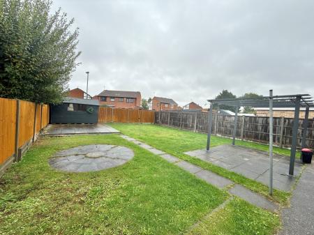 2 bedroom Bungalow for sale in Montaigne Crescent, Lincoln, LN2