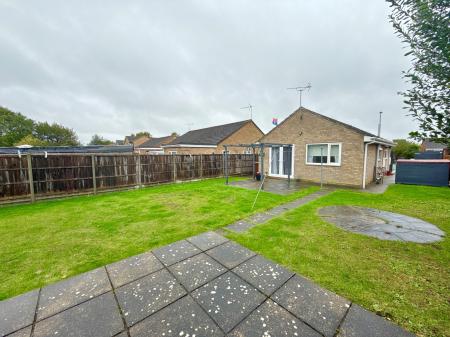 2 bedroom Bungalow for sale in Montaigne Crescent, Lincoln, LN2