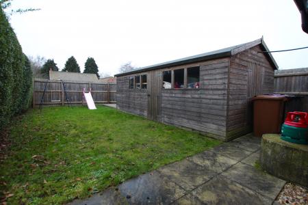 3 bedroom Semi-detached house for sale in Newark Road, North Hykeham, LN6