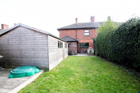 3 bedroom Semi-detached house for sale in Newark Road, North Hykeham, LN6