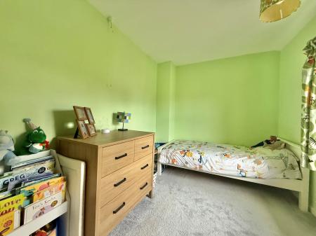 3 bedroom Semi-detached house for sale in Newark Road, North Hykeham, LN6