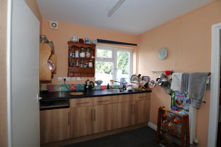 3 bedroom Semi-detached house for sale in Riseholme Lane, Riseholme, LN2