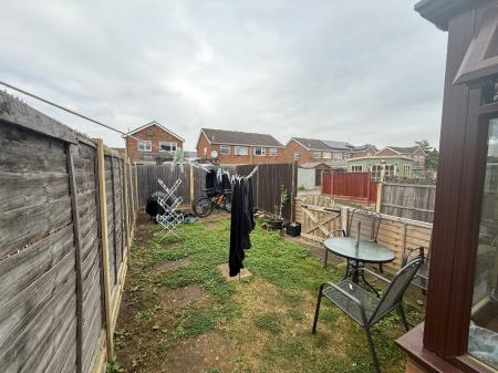 2 bedroom Semi-detached house for sale in Rivehall Avenue, Welton, LN2