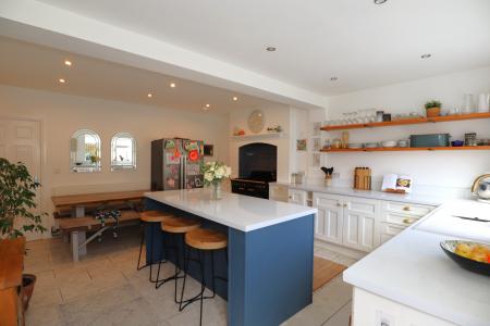 3 bedroom Semi-detached house for sale in Scothern Road, Nettleham, LN2