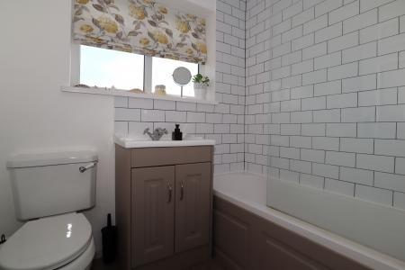 3 bedroom Semi-detached house for sale in Scothern Road, Nettleham, LN2