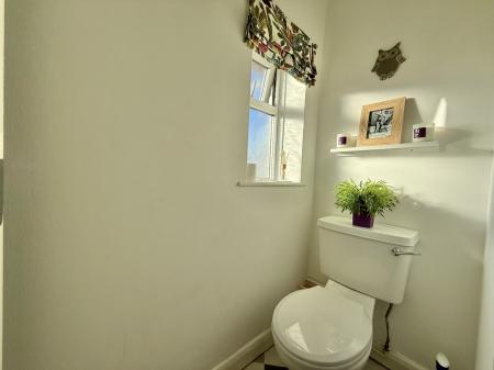 3 bedroom Terraced House for sale in Shropshire Road, Scampton, LN1