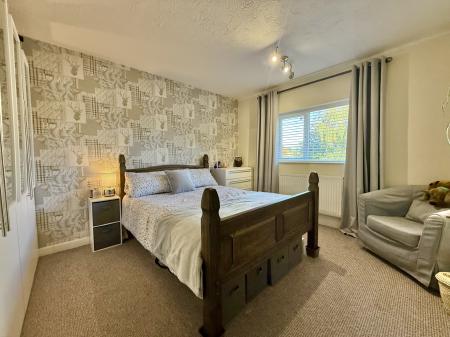 3 bedroom Terraced House for sale in Shropshire Road, Scampton, LN1