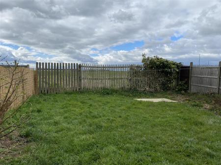 3 bedroom Terraced House for sale in Shropshire Road, Scampton, LN1