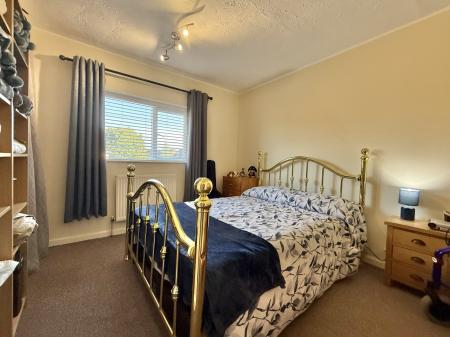 3 bedroom Terraced House for sale in Shropshire Road, Scampton, LN1