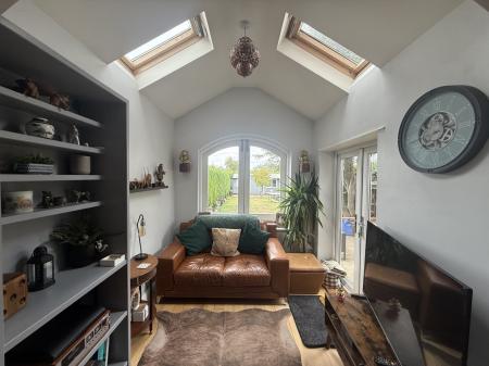 3 bedroom Detached house for sale in Station Road, Branston, LN4