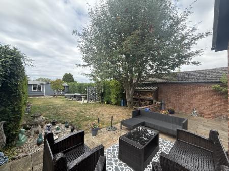 3 bedroom Detached house for sale in Station Road, Branston, LN4