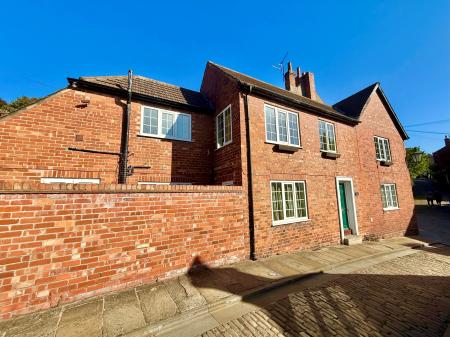 Steep Hill, Lincoln, LN2