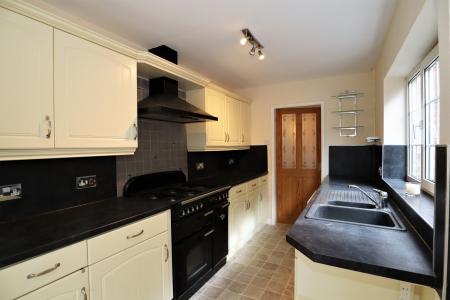 3 bedroom End of terrace house for sale in Steep Hill, Lincoln, LN2