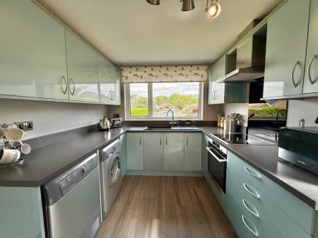 3 bedroom Semi-detached bungalow for sale in Upper Close, Sturton by Stow, LN1