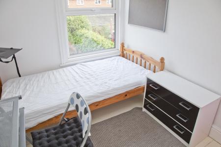 3 bedroom Terraced House for sale in Vernon Street, Lincoln, LN5