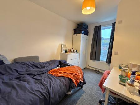 5 bedroom Terraced House for sale in Vine Street, Lincoln, LN2