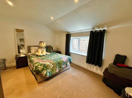 5 bedroom Terraced House for sale in Vine Street, Lincoln, LN2