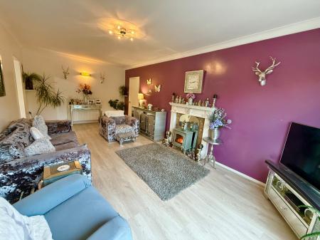 3 bedroom Detached bungalow for sale in Westfield Approach, North Greetwell, Lincoln, LN2