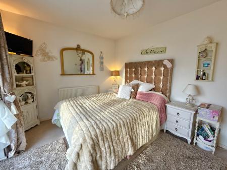 3 bedroom Detached bungalow for sale in Westfield Approach, North Greetwell, Lincoln, LN2