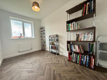 3 bedroom Semi-detached house for sale in Wheatsheaf Drive, Wragby, LN8