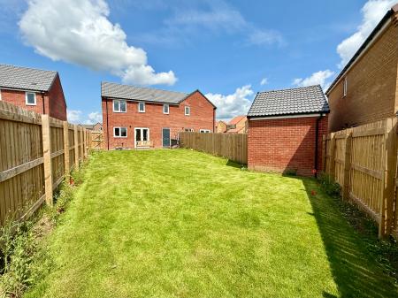 3 bedroom Semi-detached house for sale in Wheatsheaf Drive, Wragby, LN8