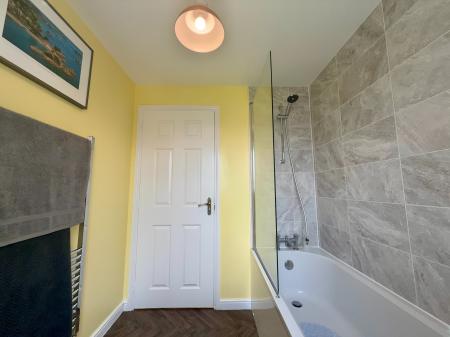 3 bedroom Semi-detached house for sale in Wheatsheaf Drive, Wragby, LN8