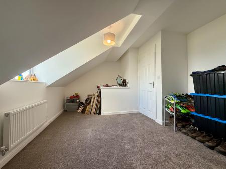 3 bedroom Semi-detached house for sale in Wheatsheaf Drive, Wragby, LN8