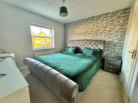 3 bedroom Detached house for sale in Gloucester Close, Lincoln, LN4