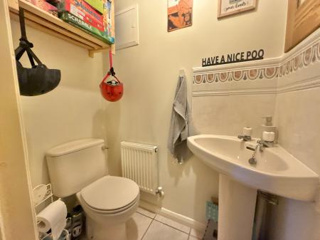 3 bedroom Town house for sale in Daubeney Avenue, Saxilby, LN1