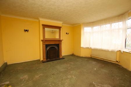 3 bedroom Semi-detached house for sale in Broadway, Lincoln, LN2