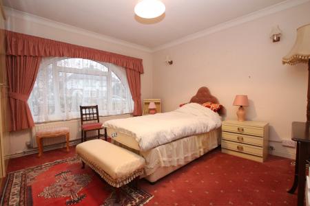 2 bedroom Detached bungalow for sale in Western Avenue, Lincoln, LN6