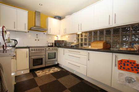 3 bedroom Detached bungalow for sale in High Street, North Scarle, LN6