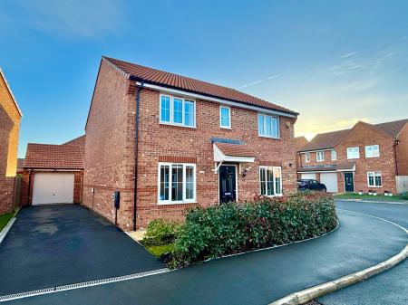 Frank Ford Close, Saxilby, LN1