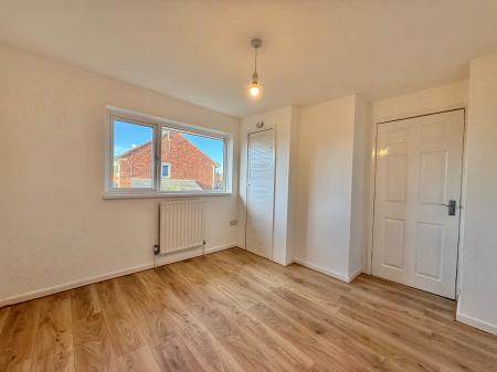 4 bedroom Semi-detached house for sale in Apley Close, Lincoln, LN2