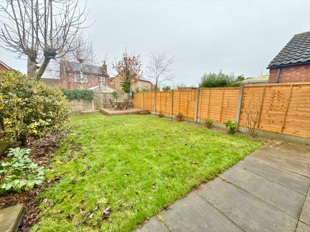 3 bedroom Semi-detached house for sale in The Gleanings, Navenby, LN5