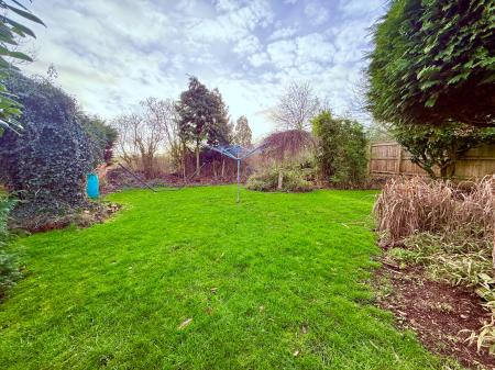 3 bedroom Semi-detached house for sale in Barff Road, Potterhanworth, LN4