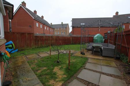 4 bedroom Town house for sale in Bobbin Lane, Lincoln, LN2