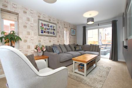 4 bedroom Detached house for sale in Bluebell Walk, Witham St Hughs, LN6