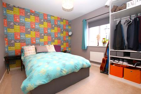 4 bedroom Detached house for sale in Bluebell Walk, Witham St Hughs, LN6