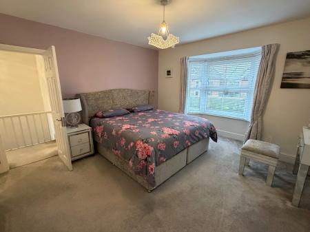 4 bedroom Detached house for sale in Burton Road, Lincoln, LN1