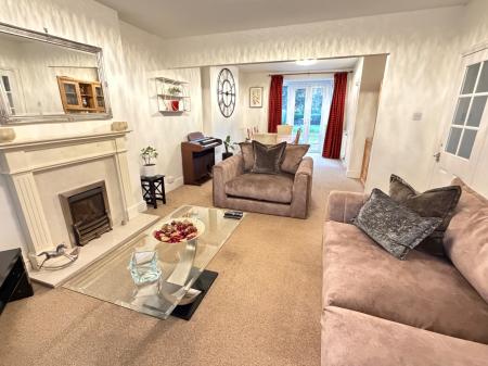 4 bedroom Detached house for sale in Burton Road, Lincoln, LN1