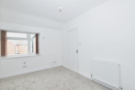 2 bedroom Terraced House for sale in Albert Promenade, Loughborough, LE11