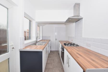 2 bedroom Terraced House for sale in Albert Promenade, Loughborough, LE11