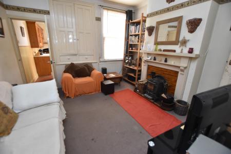 2 bedroom Terraced House for sale in Albert Promenade, Loughborough, LE11