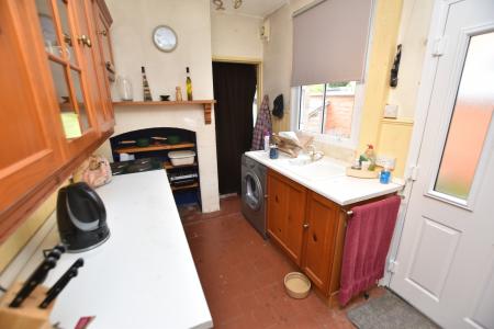 2 bedroom Terraced House for sale in Albert Promenade, Loughborough, LE11