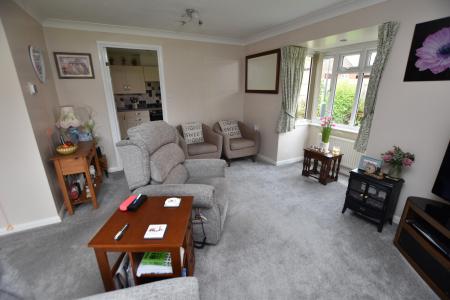2 bedroom Semi-detached bungalow for sale in Badger Court, Loughborough, LE11