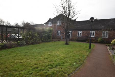 2 bedroom Semi-detached bungalow for sale in Badger Court, Loughborough, LE11
