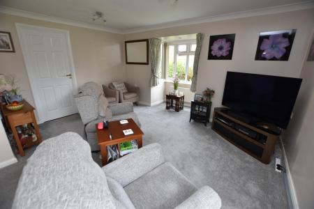 2 bedroom Semi-detached bungalow for sale in Badger Court, Loughborough, LE11