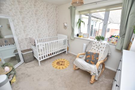 2 bedroom Apartment for sale in Barnsdale Close, Loughborough, LE11