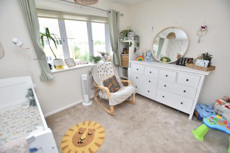 2 bedroom Apartment for sale in Barnsdale Close, Loughborough, LE11